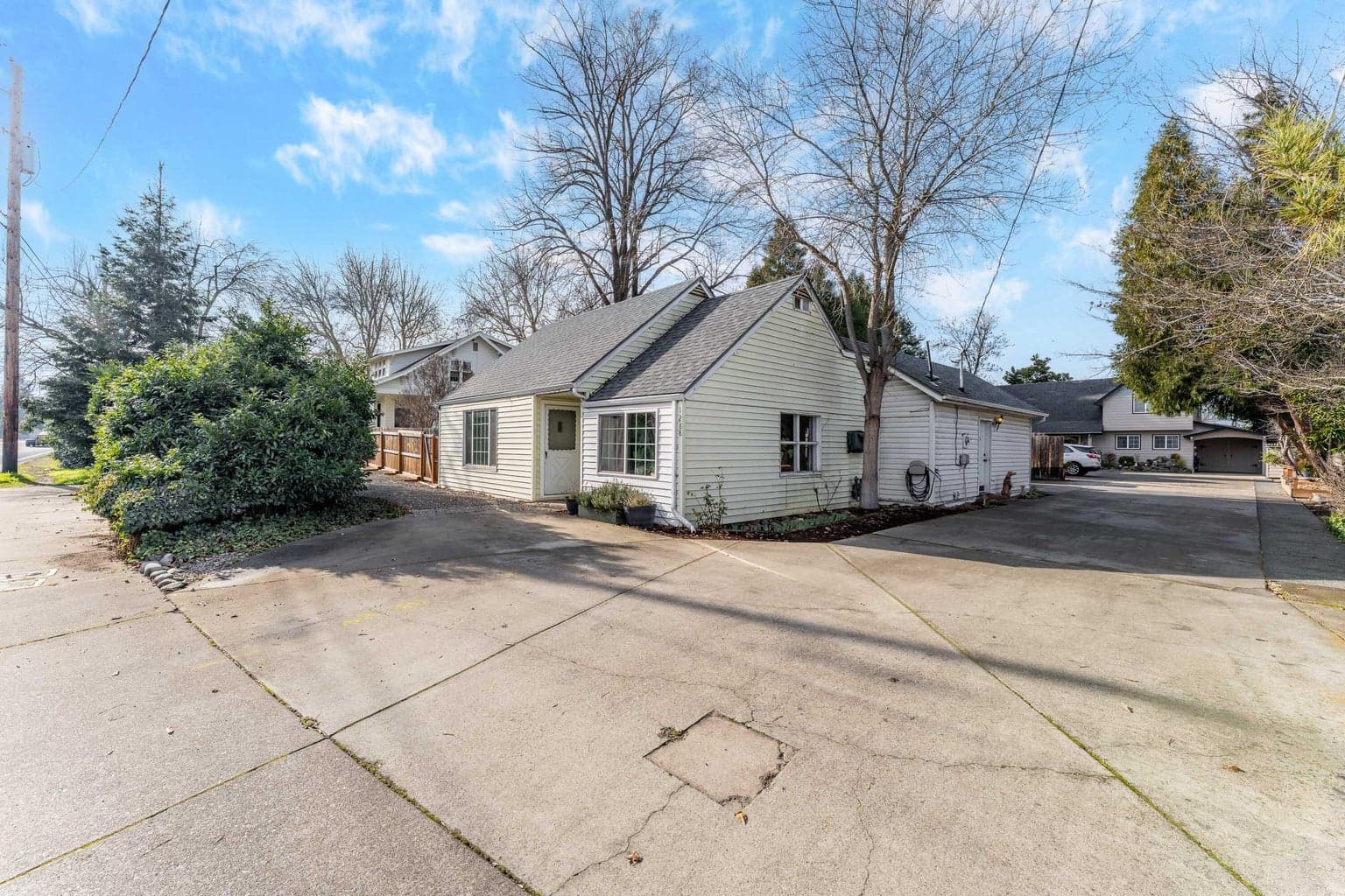 1288 Columbus, Medford, 97501
