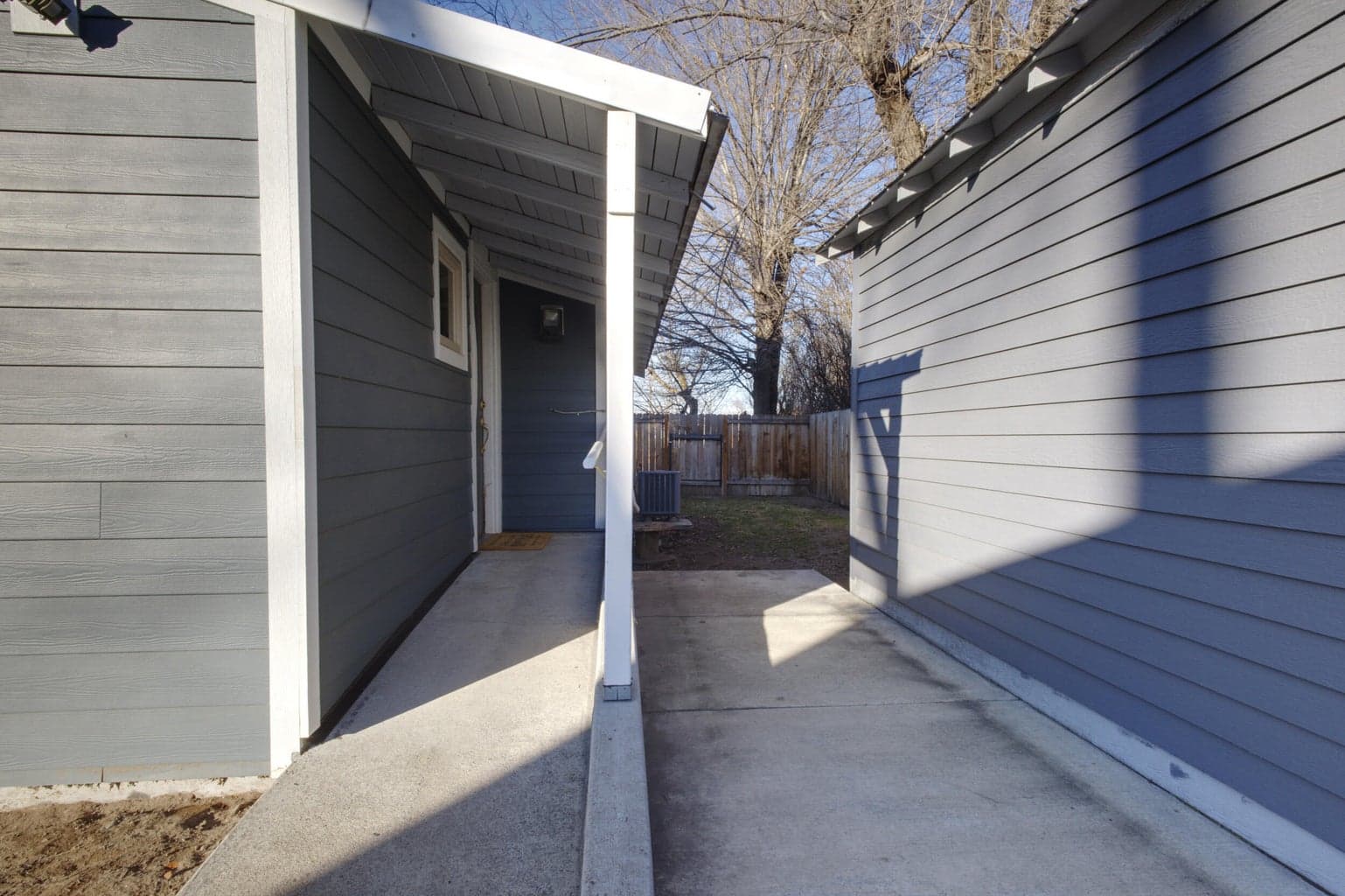 Photo of 150 SW Deer Street 32 of 42