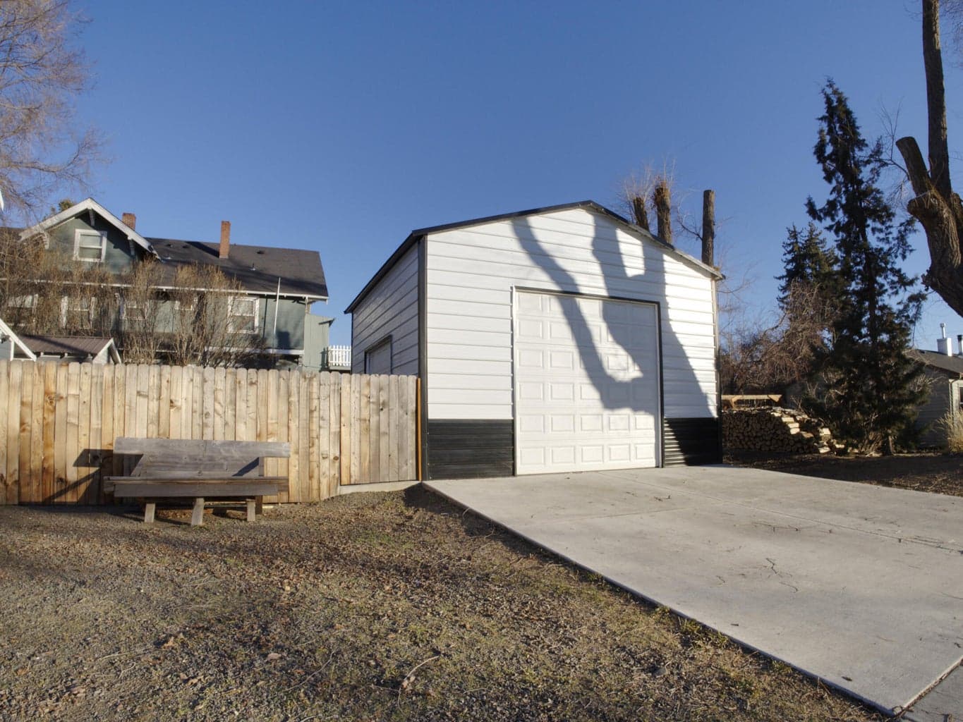 Photo of 150 SW Deer Street 34 of 42