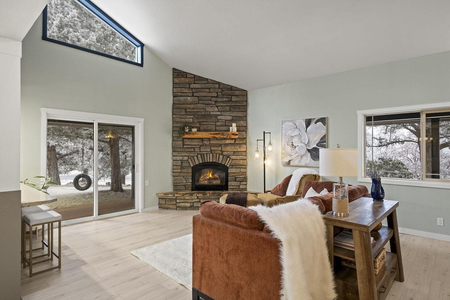 Photo of 20275 Rogers 3 of 37