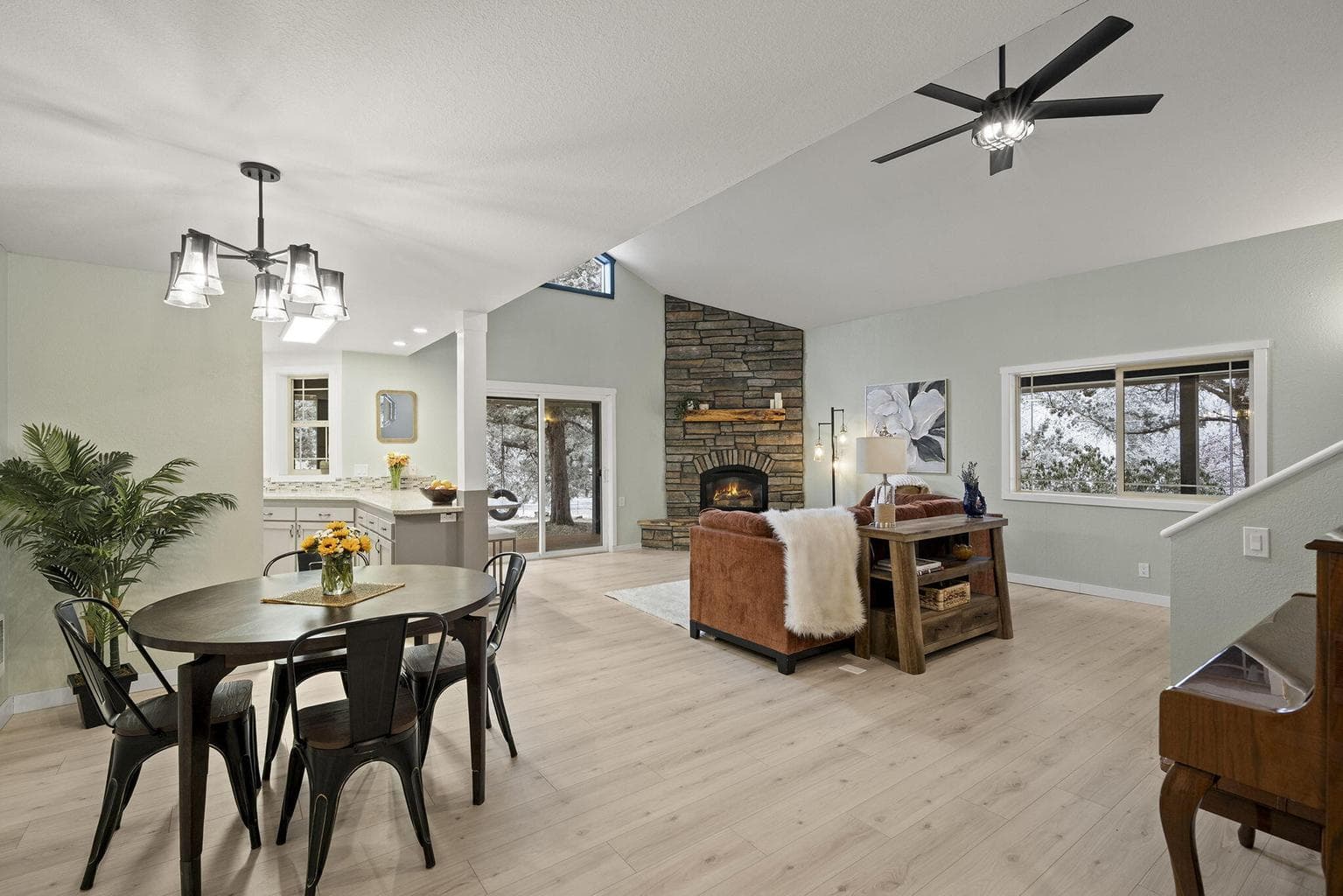 Photo of 20275 Rogers Road 9 of 38