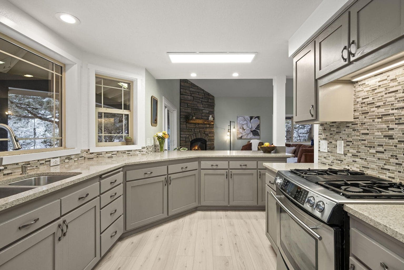 Photo of 20275 Rogers Road 14 of 38