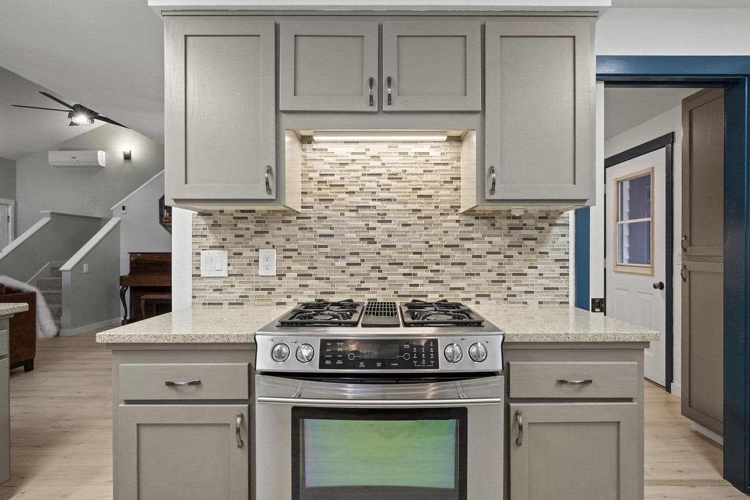 Photo of 20275 Rogers Road 15 of 38