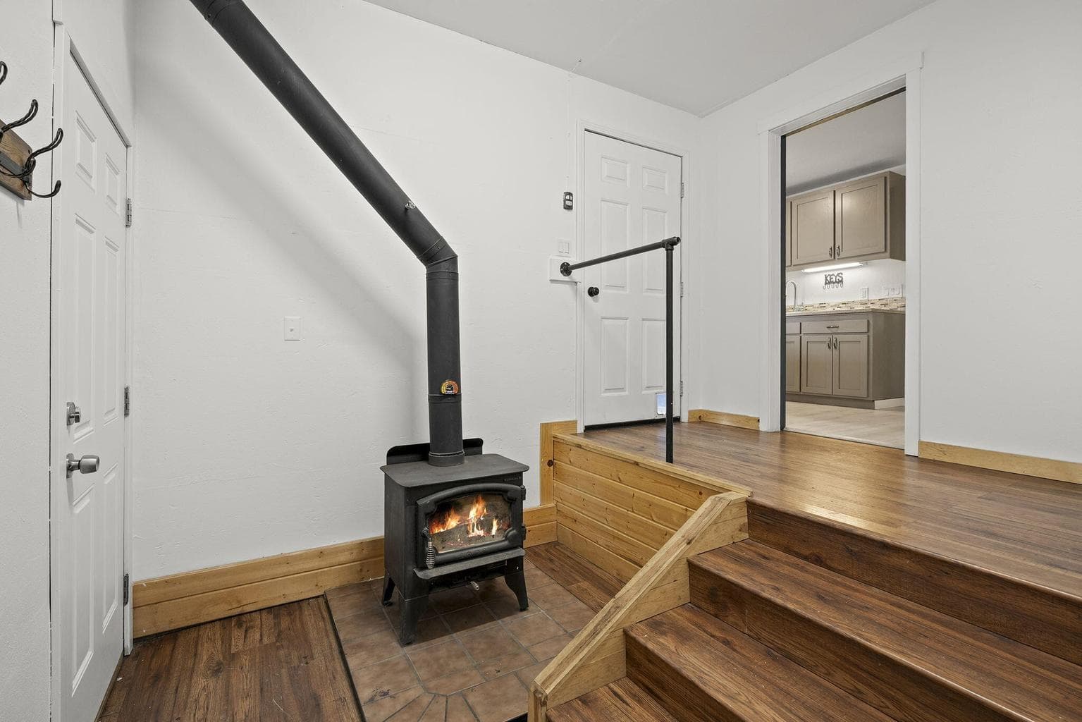 Photo of 20275 Rogers Road 24 of 38