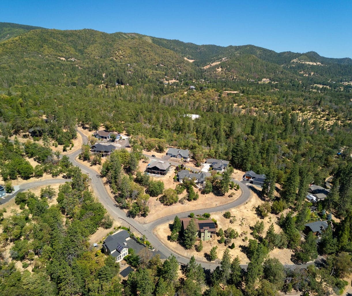 Photo of 807 Timber Ridge 6 of 13
