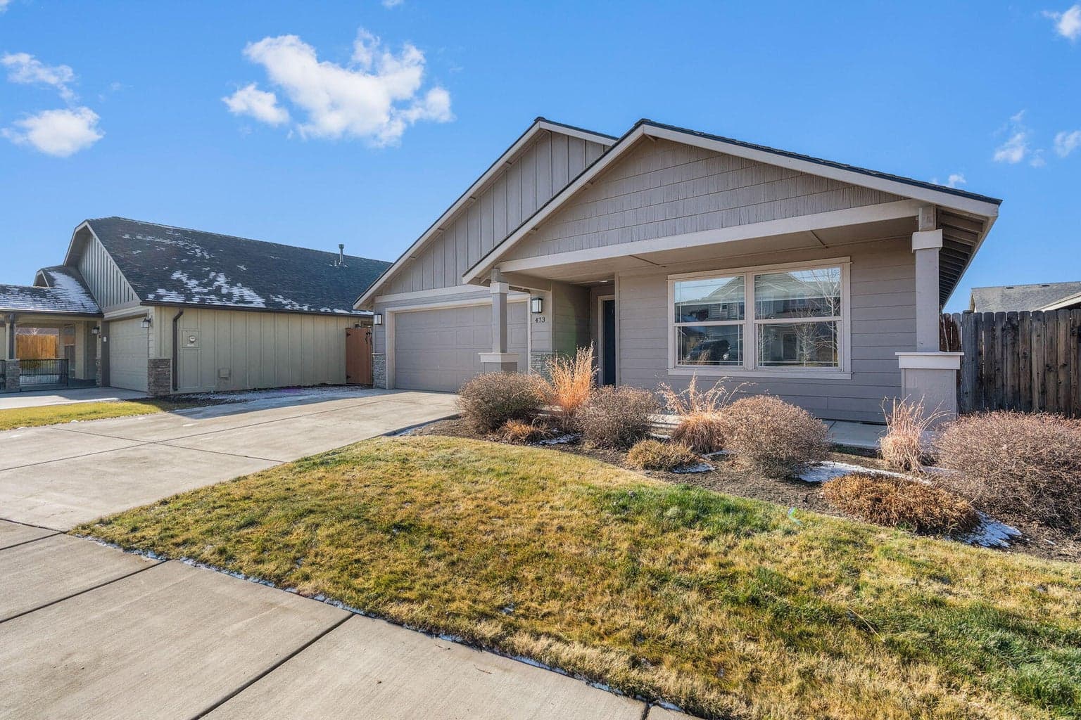 Photo of 473 30th 2 of 40