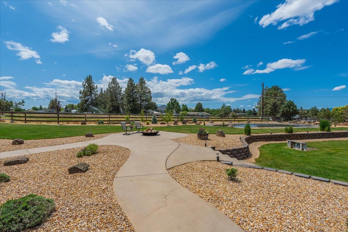 Photo of 6150 NW Kingwood Avenue 24 of 62