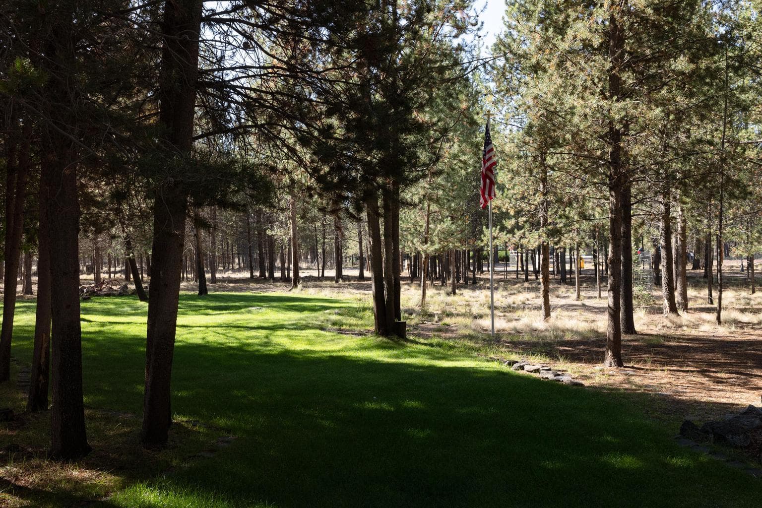 Photo of 11511 Larchwood Drive 11 of 57