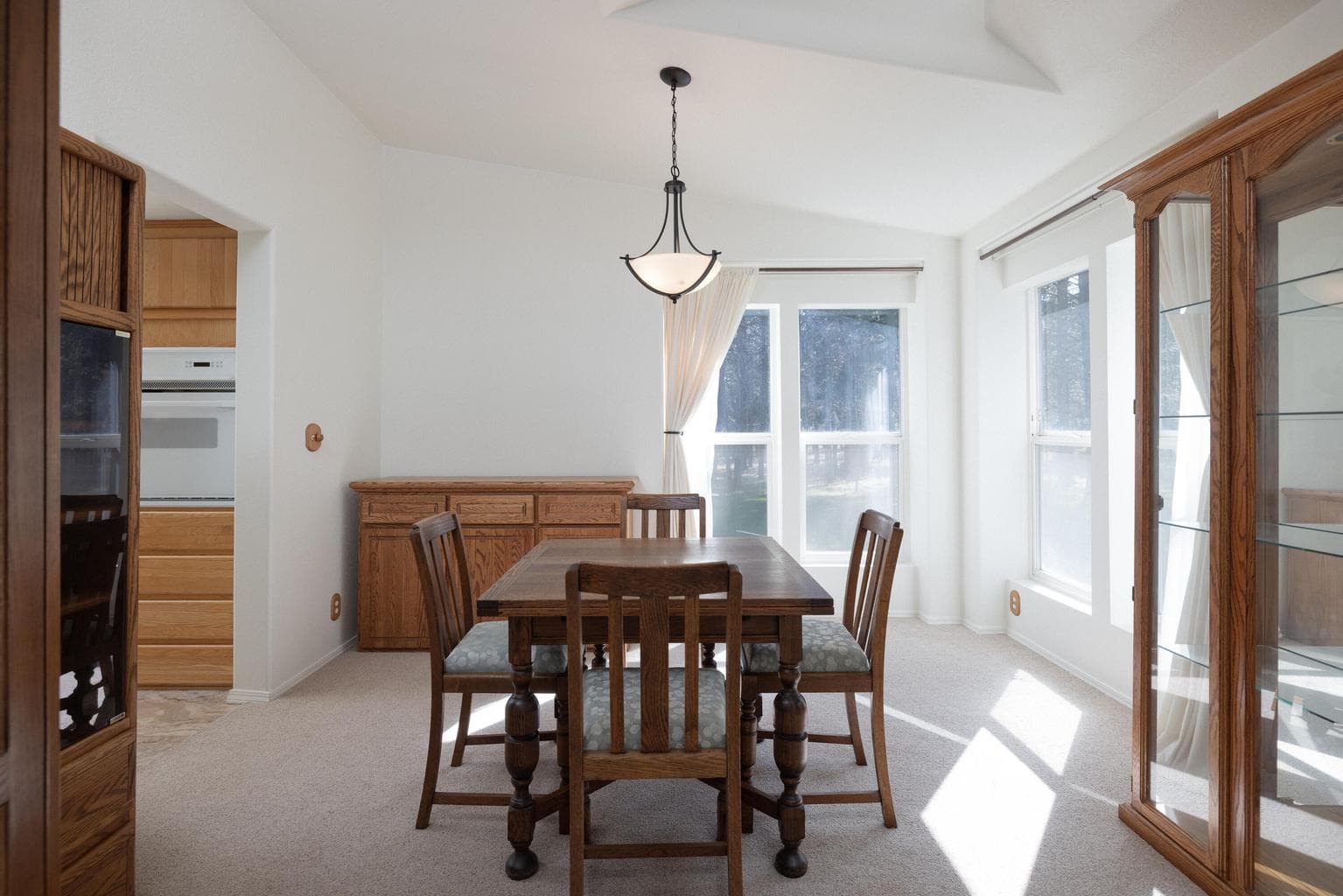 Photo of 11511 Larchwood Drive 19 of 57