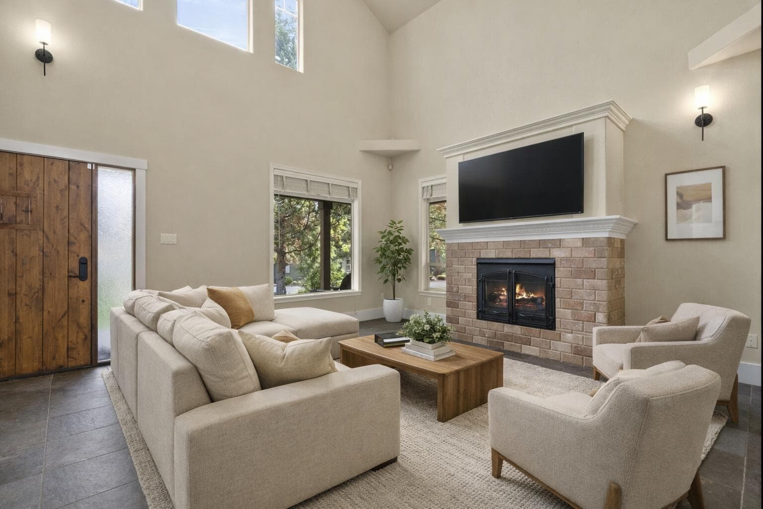 This image has been virtually staged to show options for complimentary style and layout.