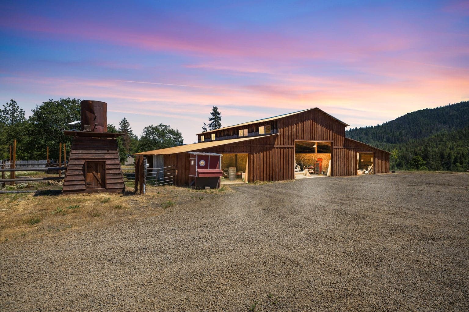 Photo of 28981 Hwy 62 3 of 43