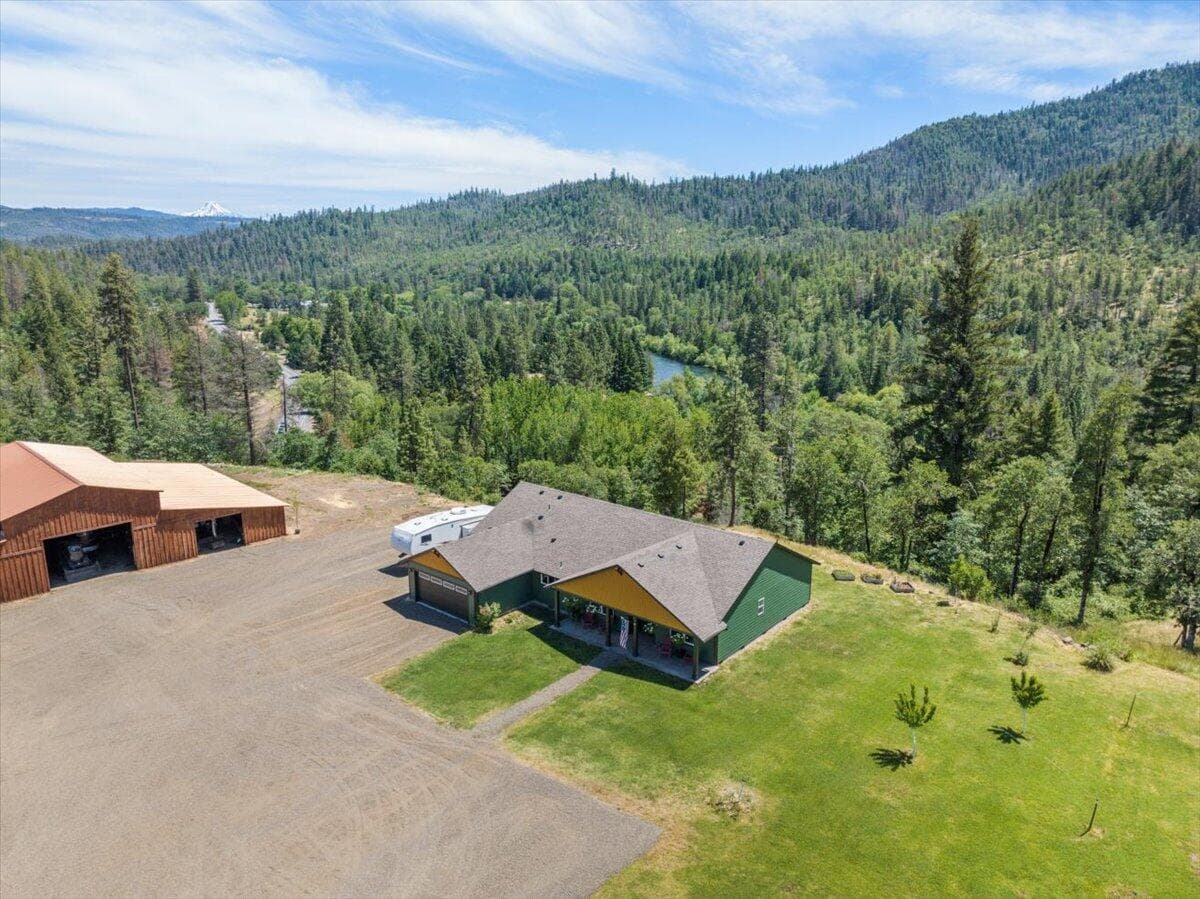 Photo of 28981 Hwy 62 2 of 43