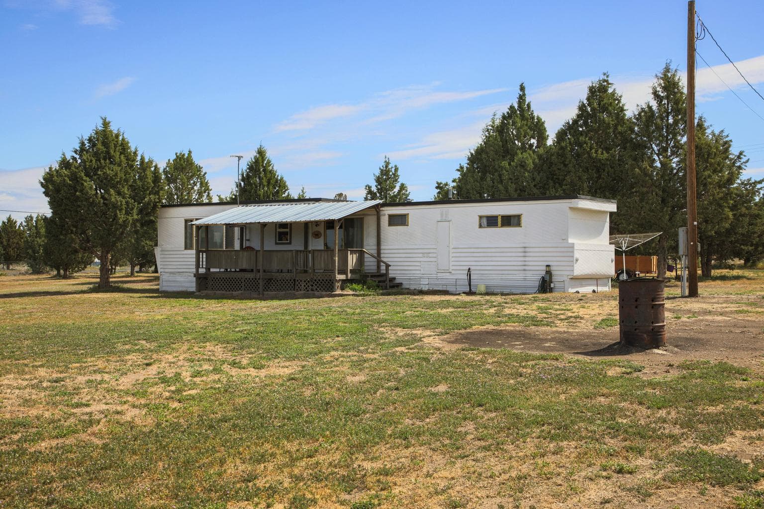 Photo of 3300 Umatilla 3 of 37