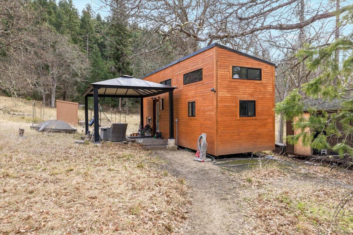 Photo of 1203 Tyler Creek 3 of 29