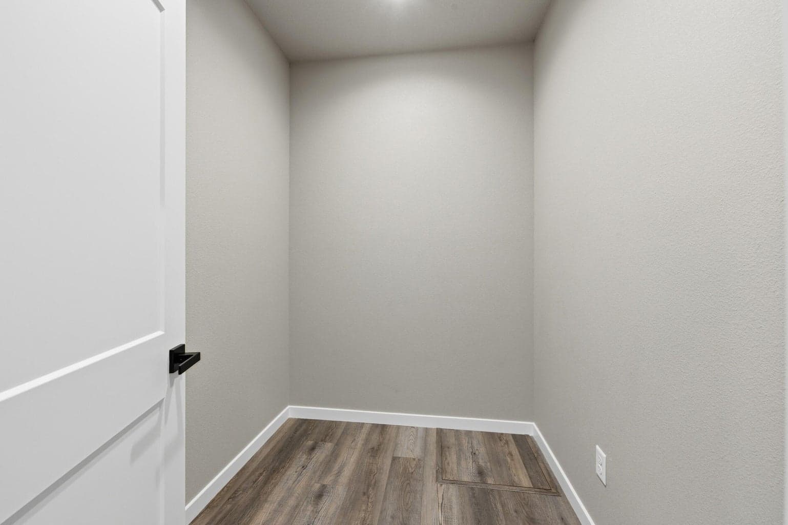 Hall closet, Data room