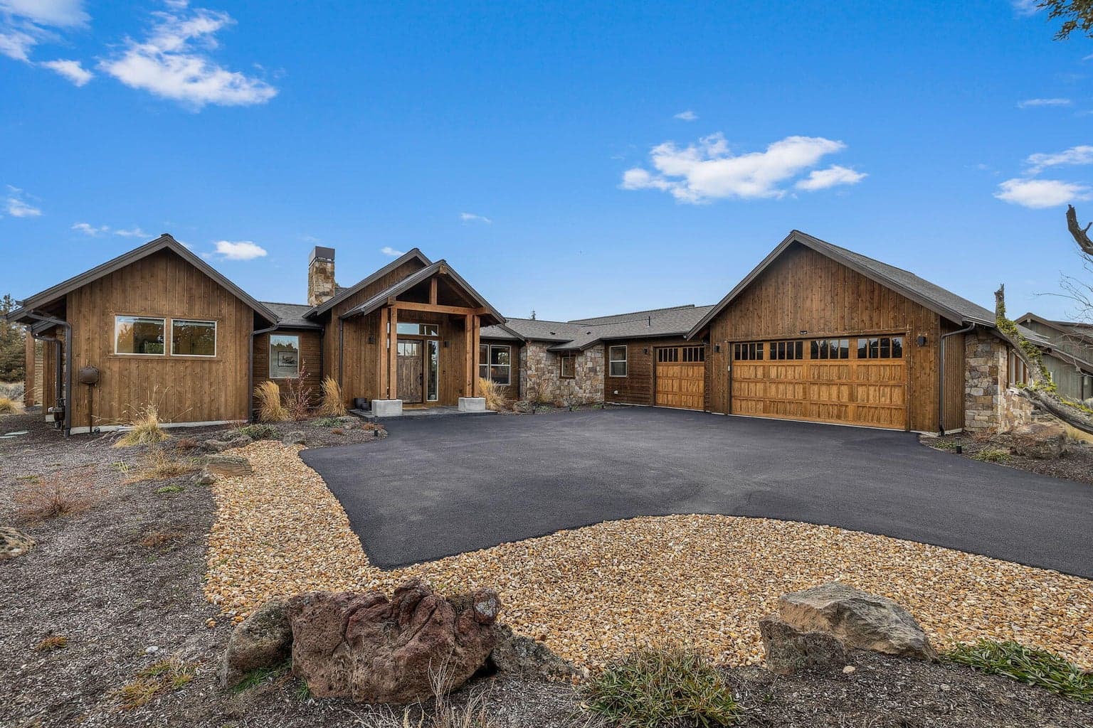 Photo of 17800 Chaparral 3 of 48