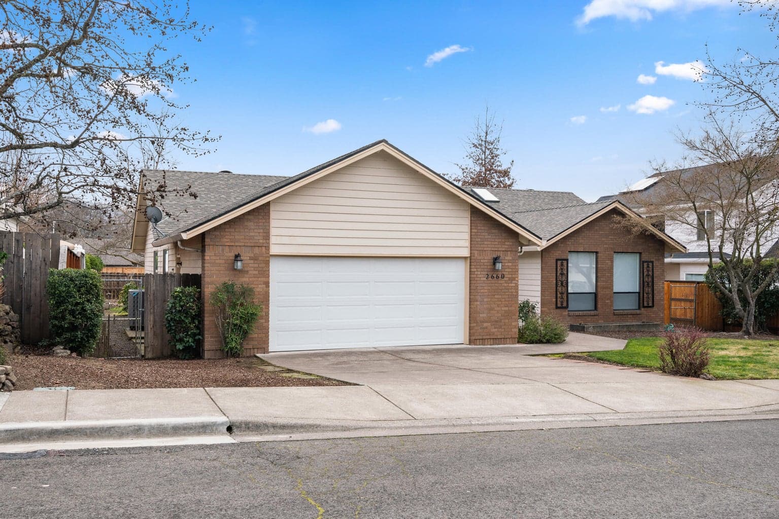 Photo of 2660 Wilkshire 2 of 18