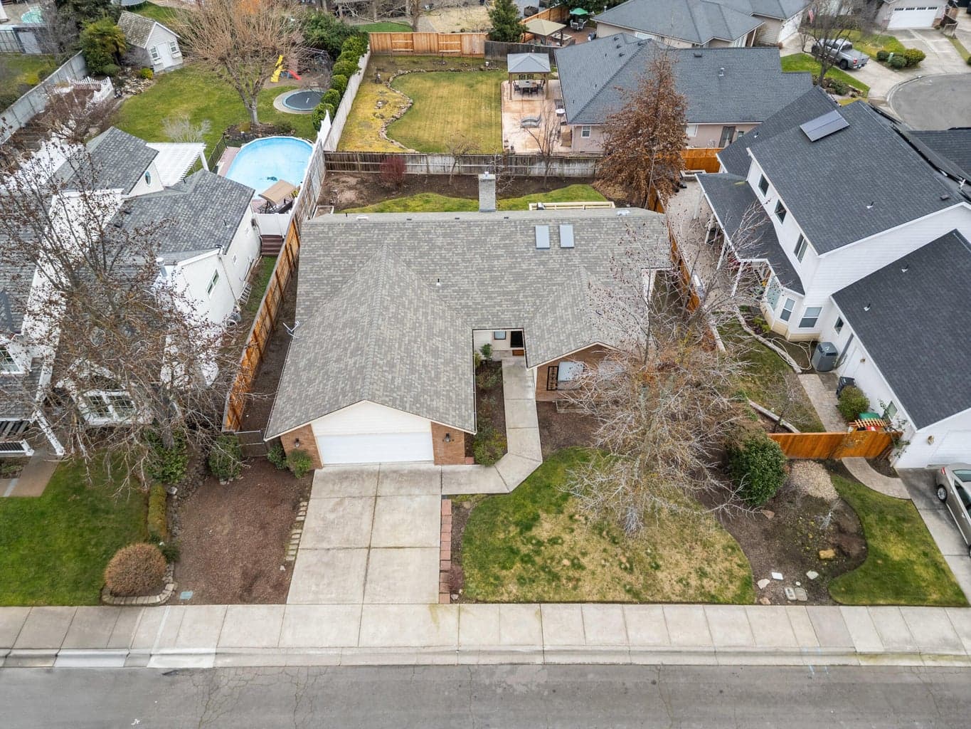 Photo of 2660 Wilkshire 5 of 18
