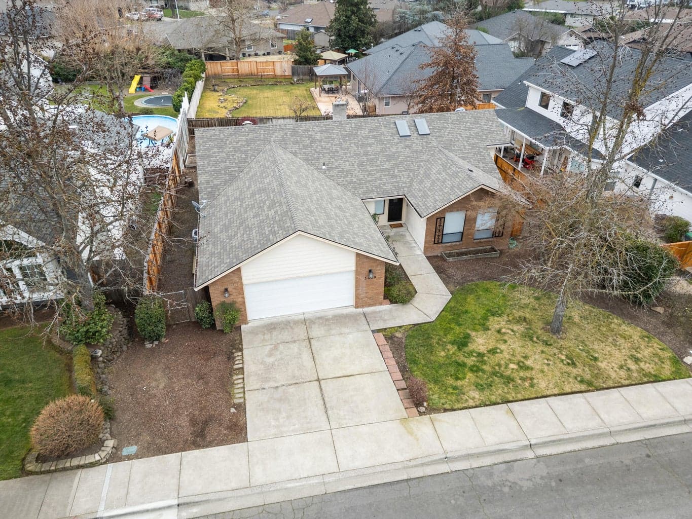 Photo of 2660 Wilkshire 4 of 18