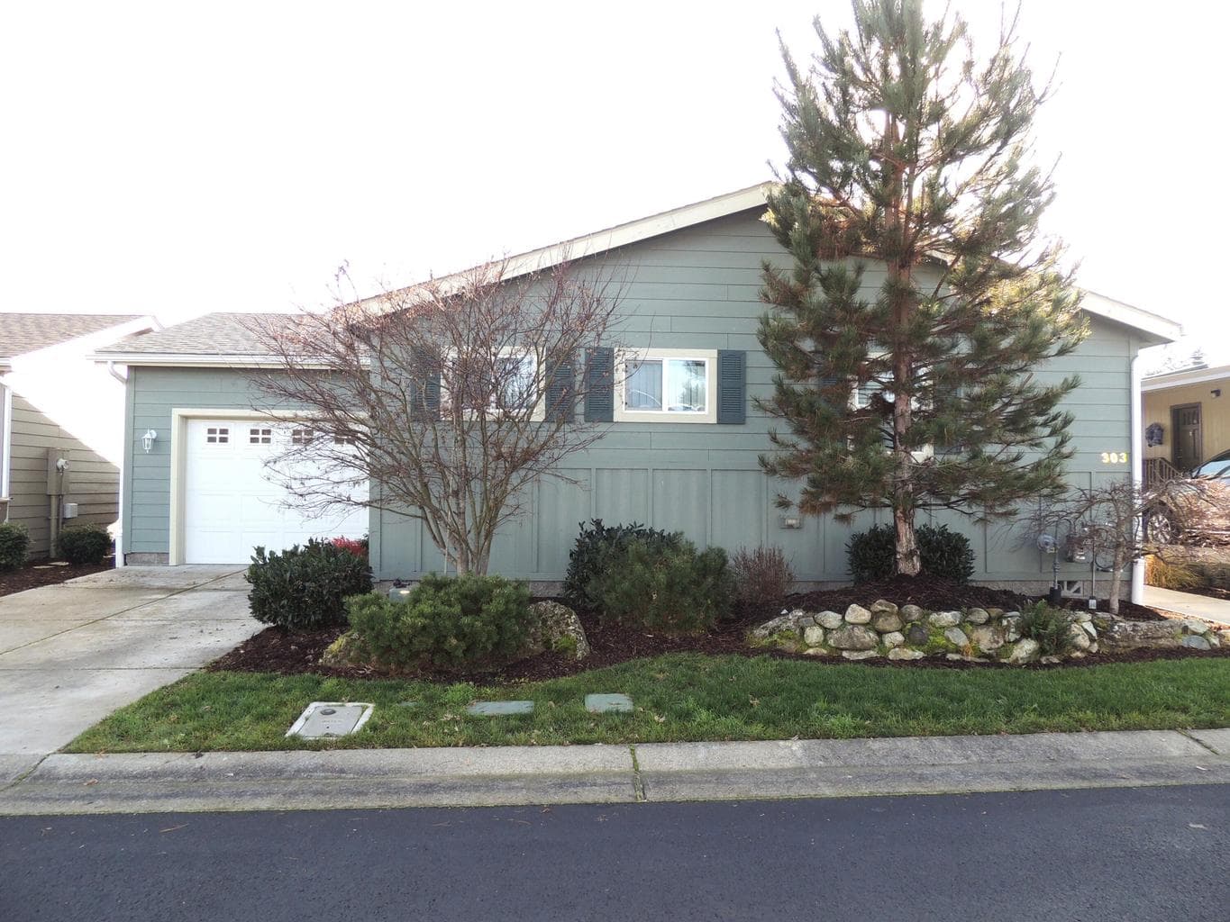 Photo of 303 Kingsley 5 of 37