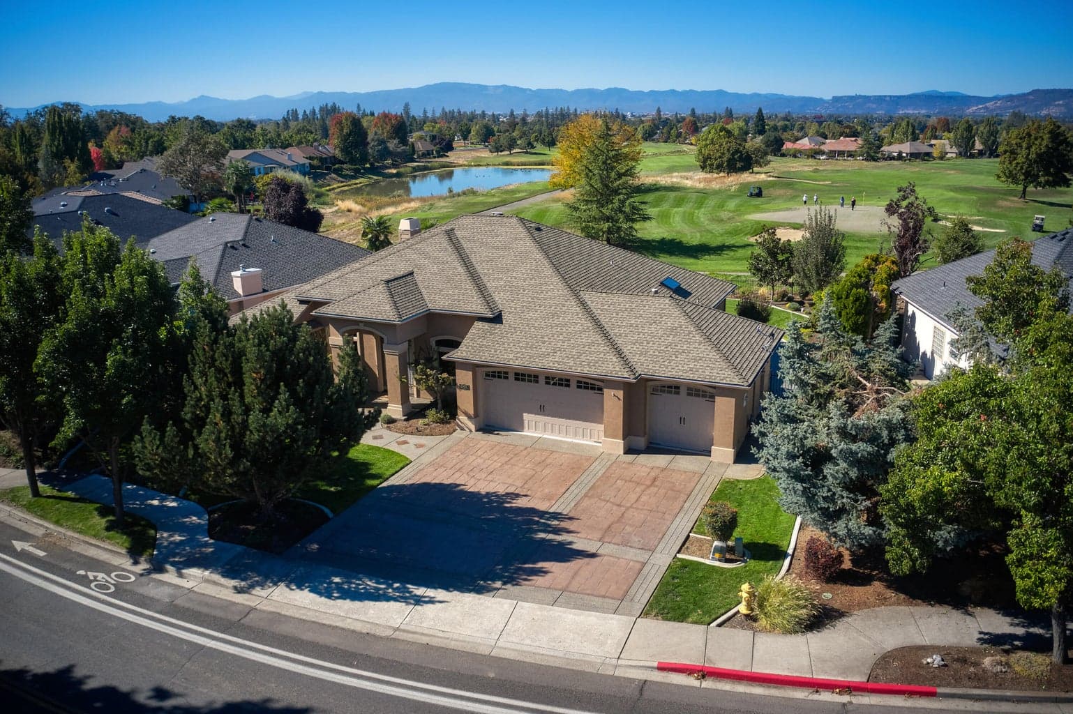 384 Robert Trent Jones, Eagle Point, 97524