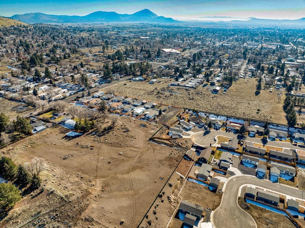 Photo of 5636 Edith 5 of 23