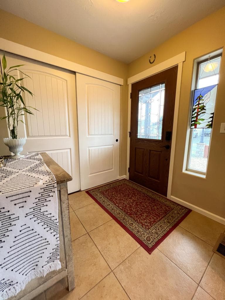 Photo of 239 Elkview 4 of 52