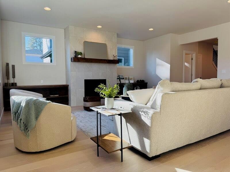 Photo of 61409 SE Daybreak Court 11 of 25