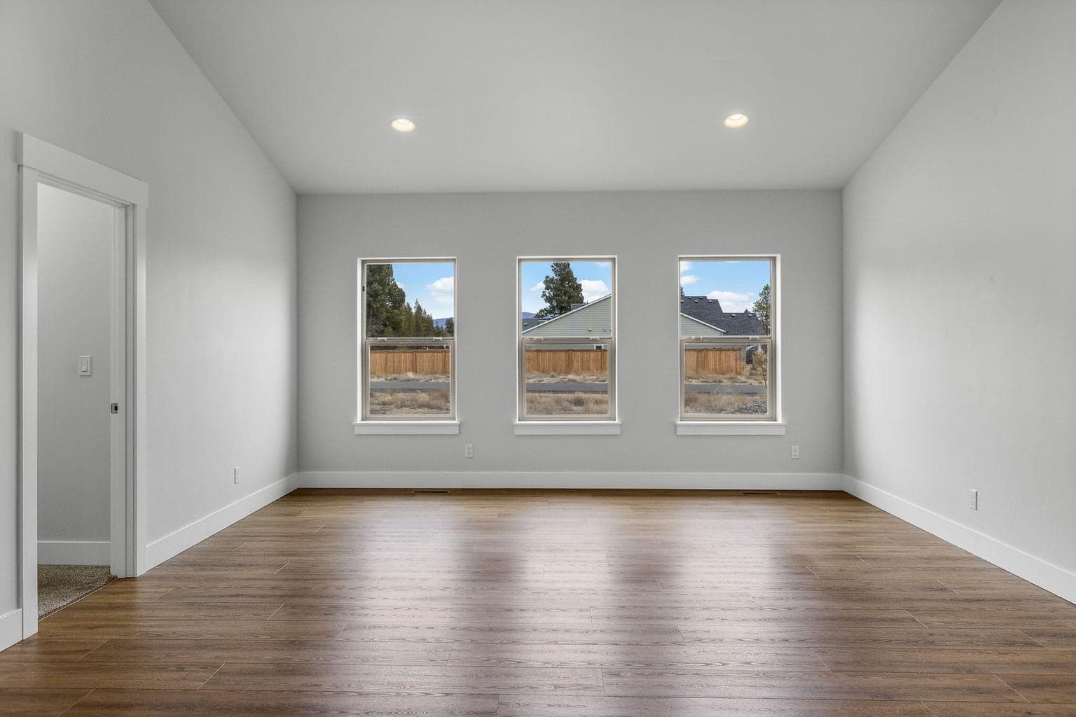 Photo of 16532 Pine Creek Drive 13 of 37