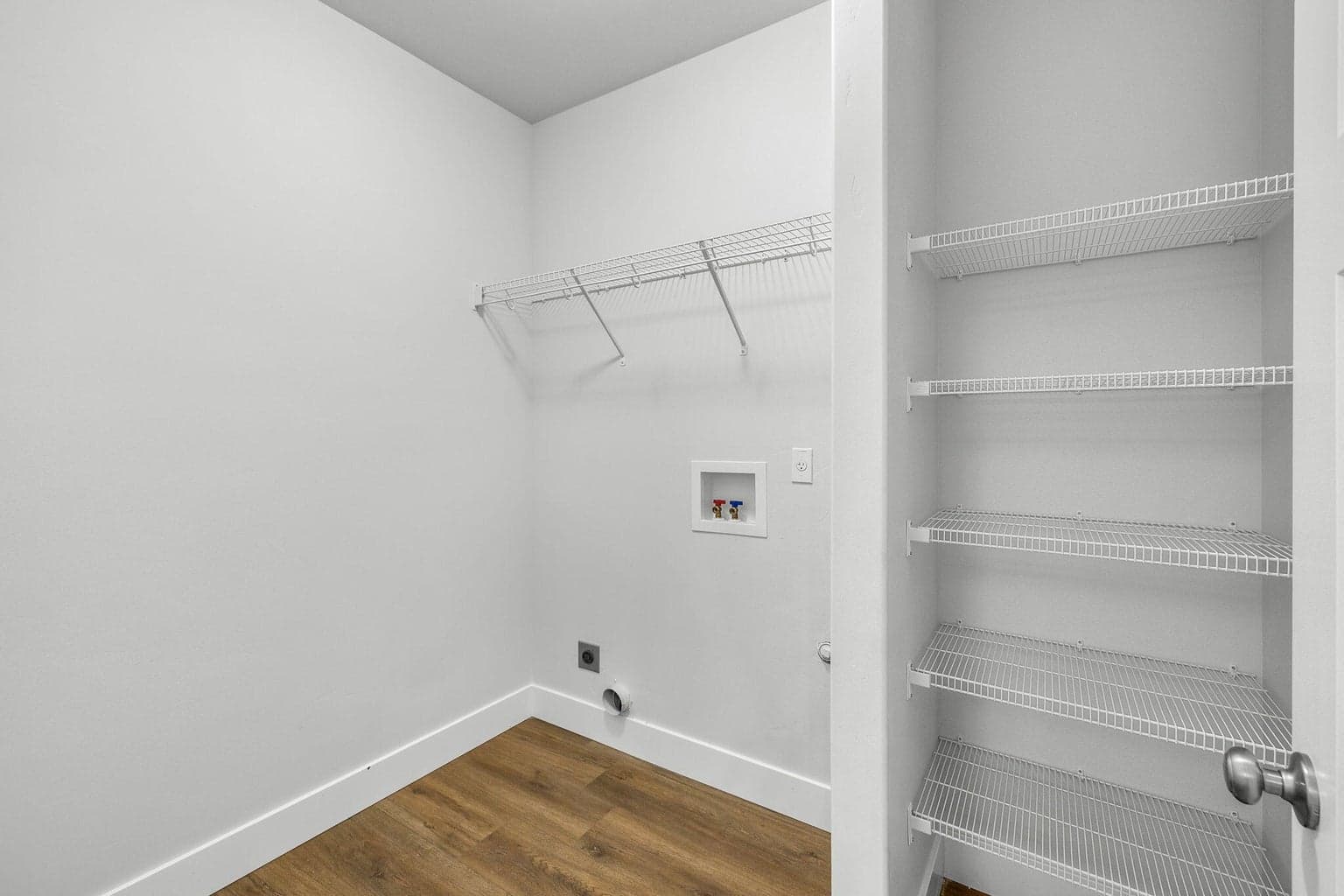 Photo of 16532 Pine Creek Drive 19 of 37