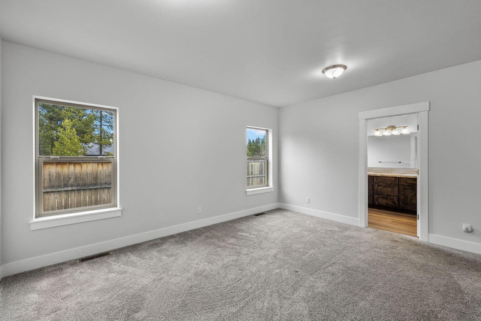 Photo of 16532 Pine Creek Drive 22 of 37
