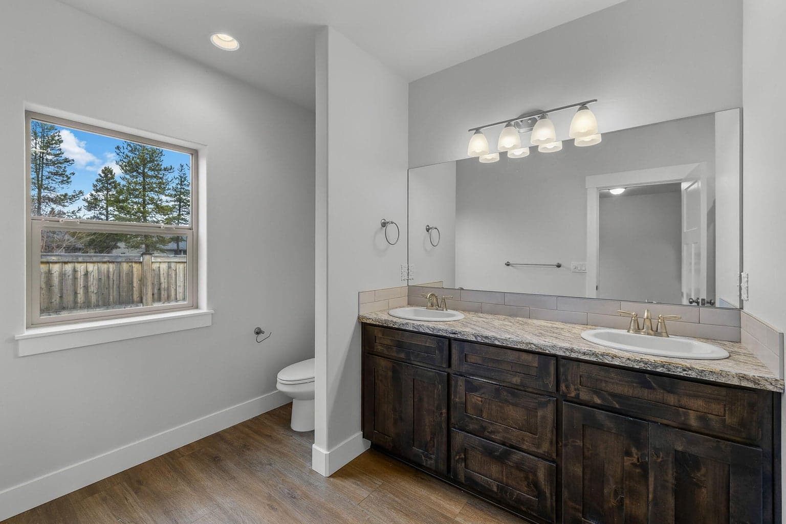 Photo of 16532 Pine Creek Drive 23 of 37