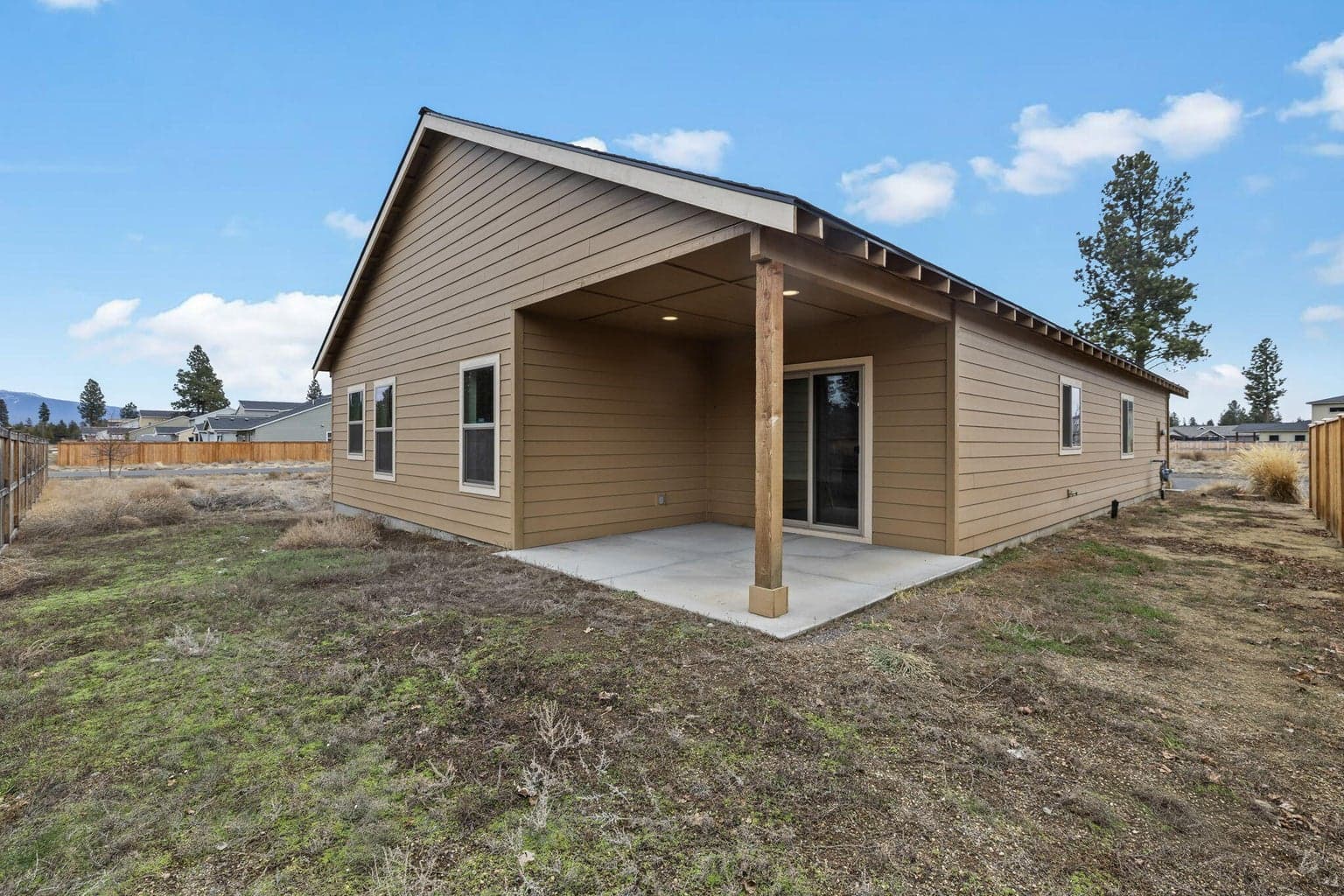 Photo of 16532 Pine Creek Drive 31 of 37