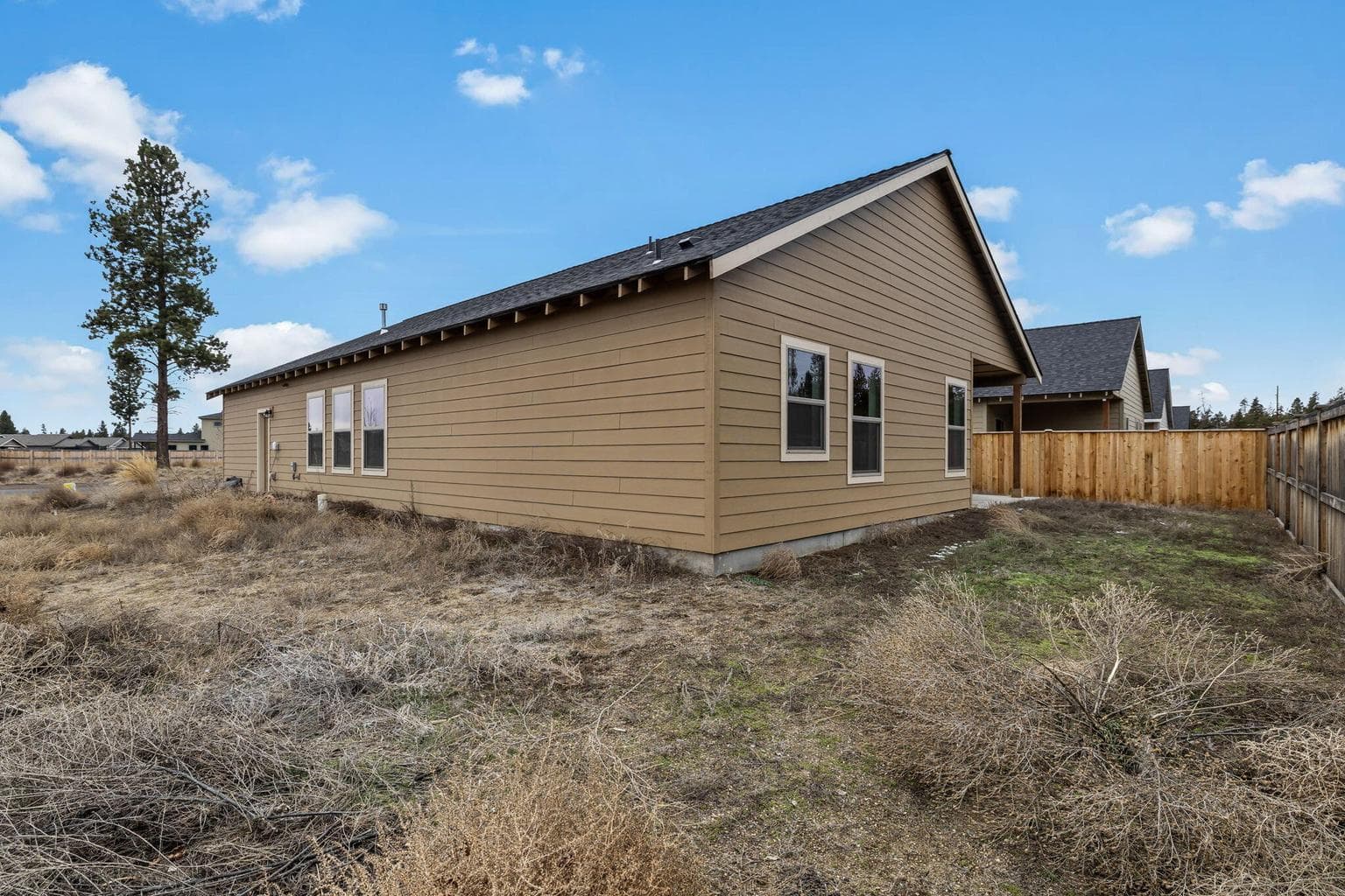 Photo of 16532 Pine Creek Drive 33 of 37