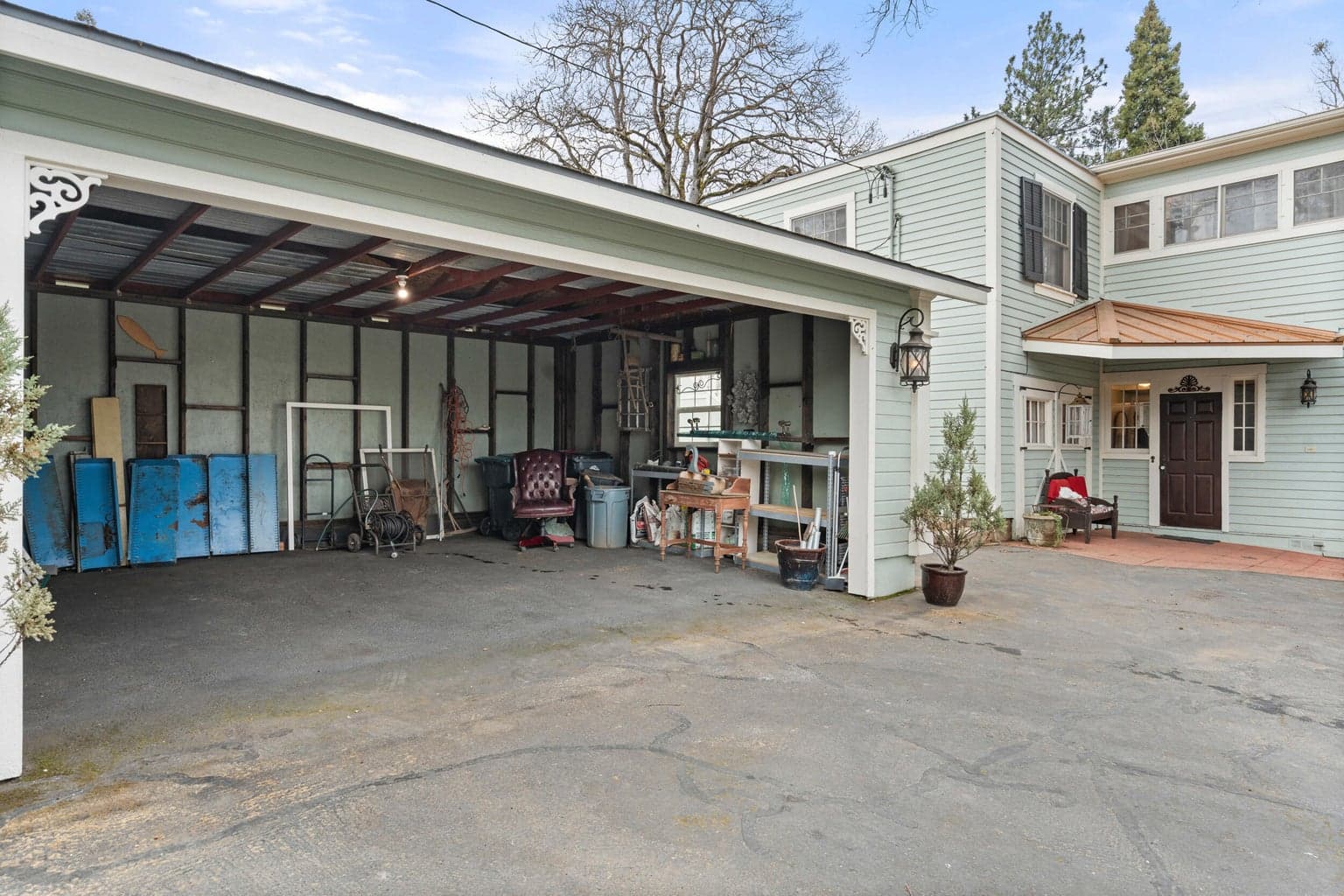 garage