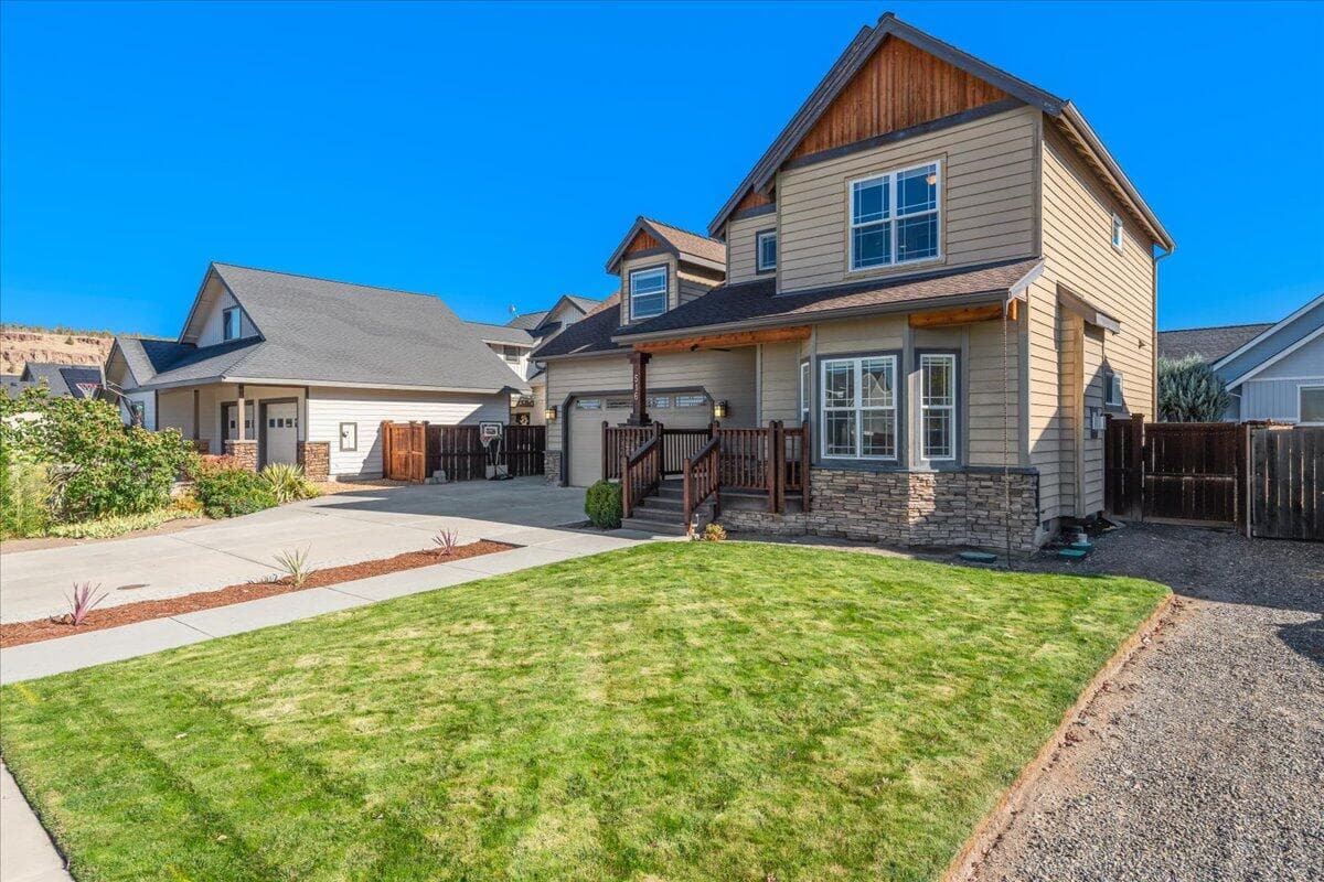 Photo of 516 Stearns 3 of 29