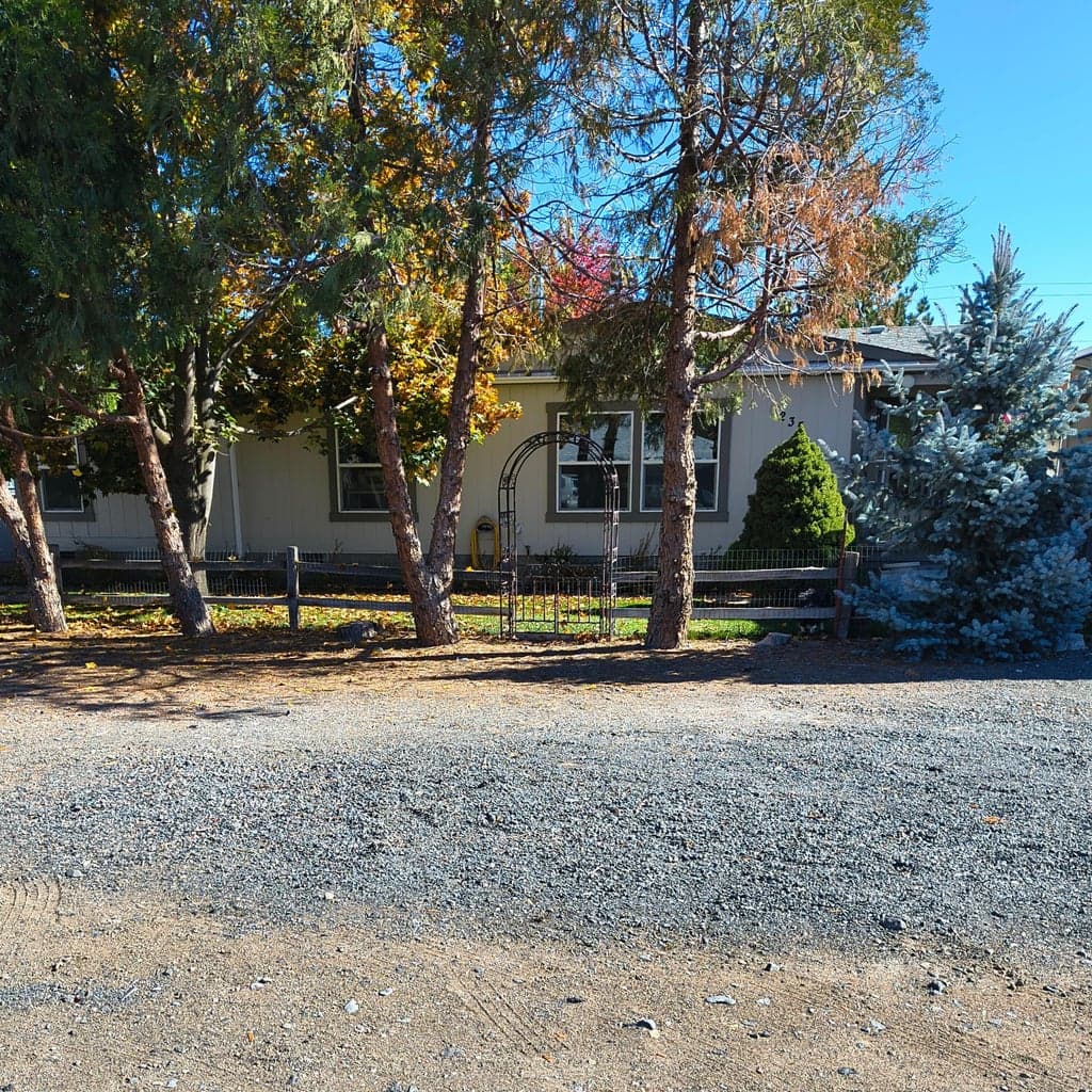 Photo of 235 Roosevelt 1 of 27