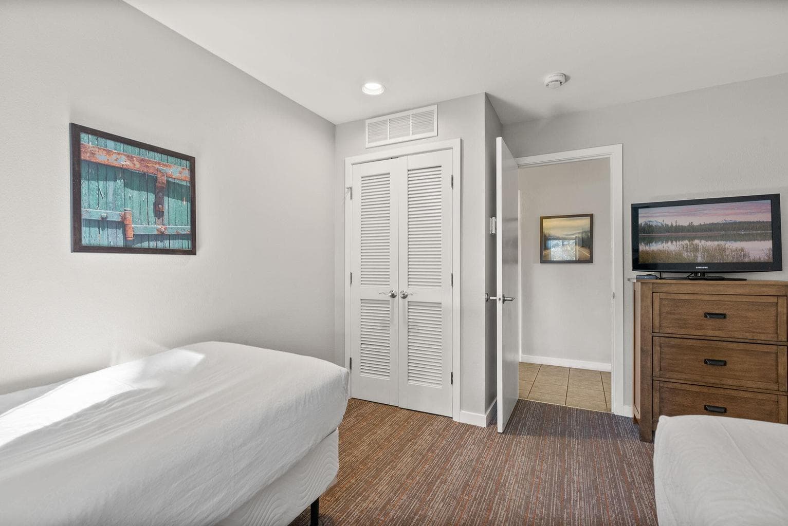 Photo of 18575 SW Century Drive 15 of 45