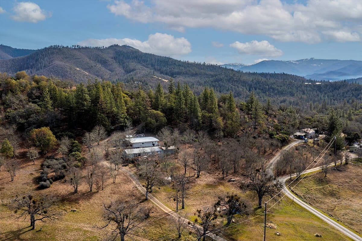Photo of 10376 Sterling Creek 1 of 32