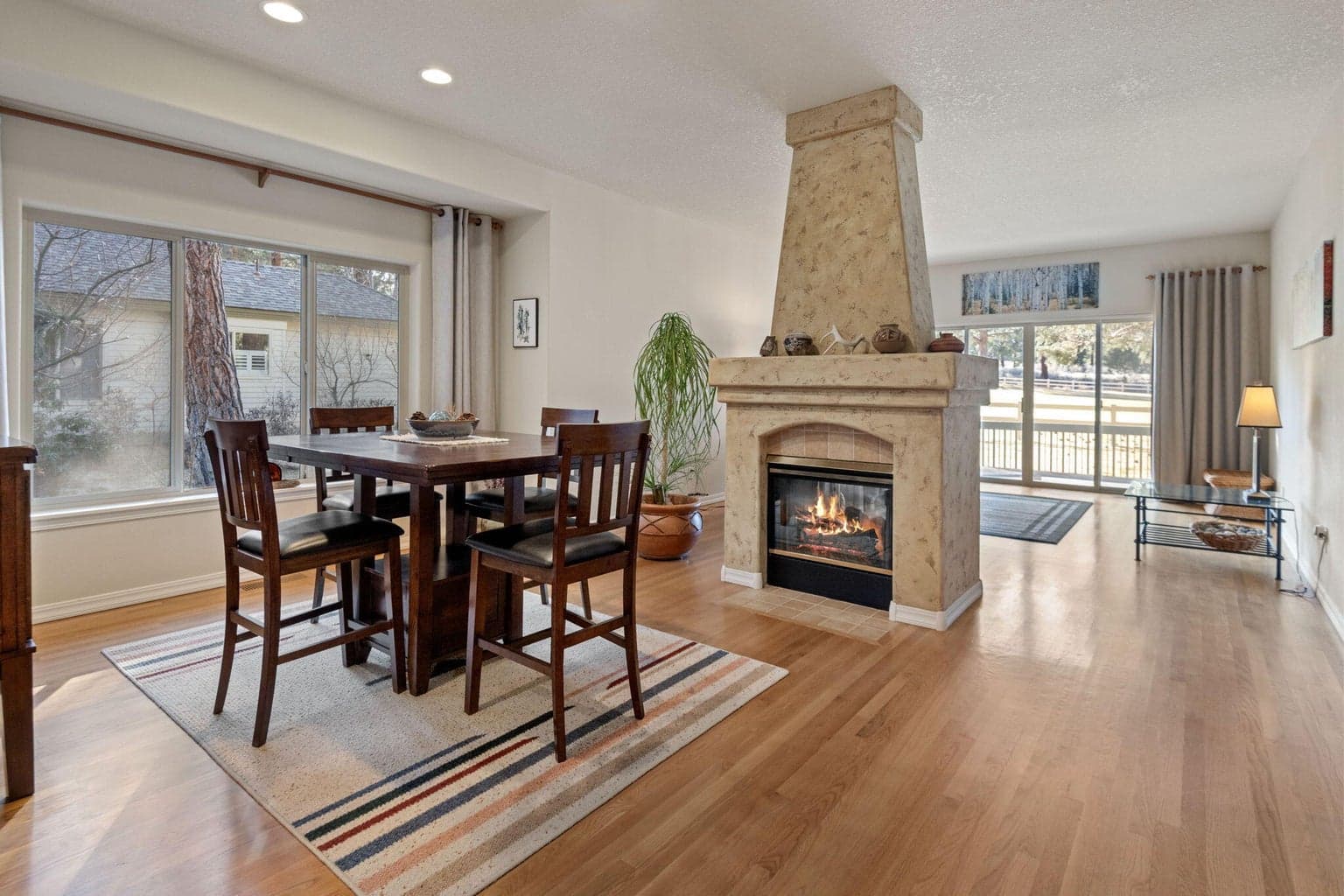 Photo of 60749 Willow Creek 4 of 31