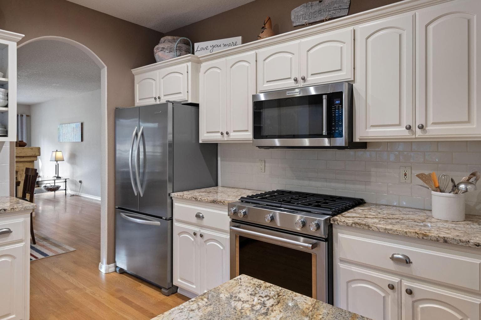 Photo of 60749 Willow Creek Loop 11 of 31