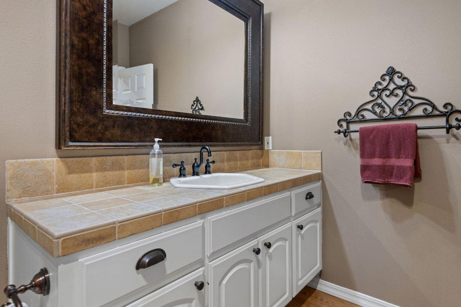 Photo of 60749 Willow Creek Loop 19 of 31