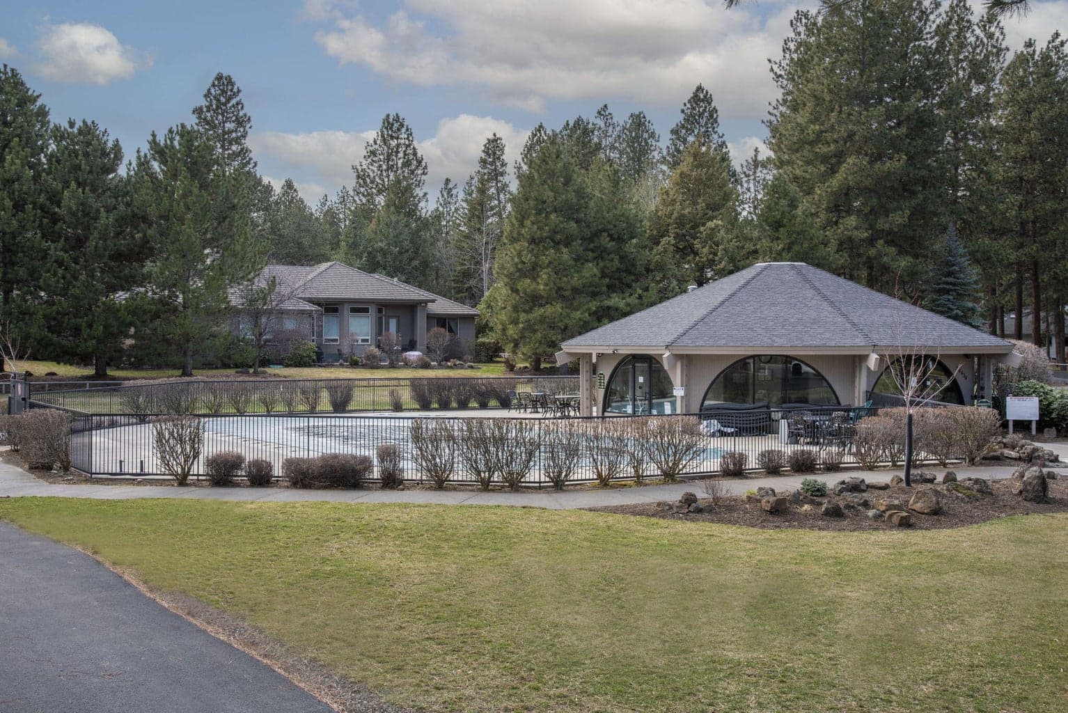 Photo of 60749 Willow Creek Loop 31 of 31