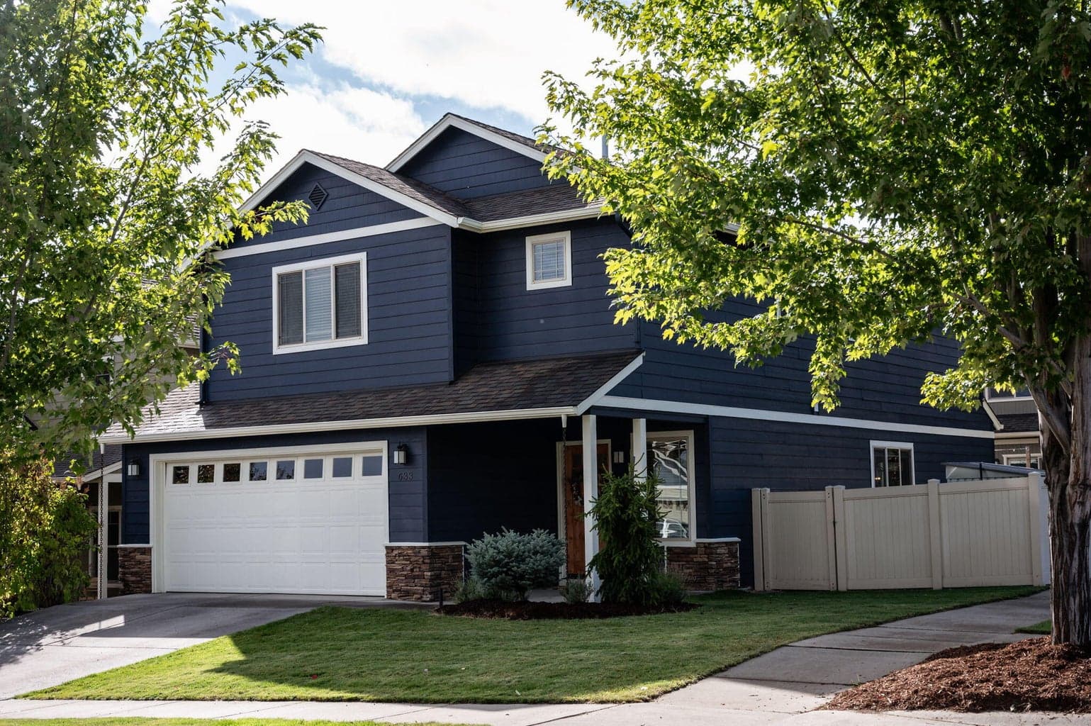 Photo of 633 Glengarry 2 of 37