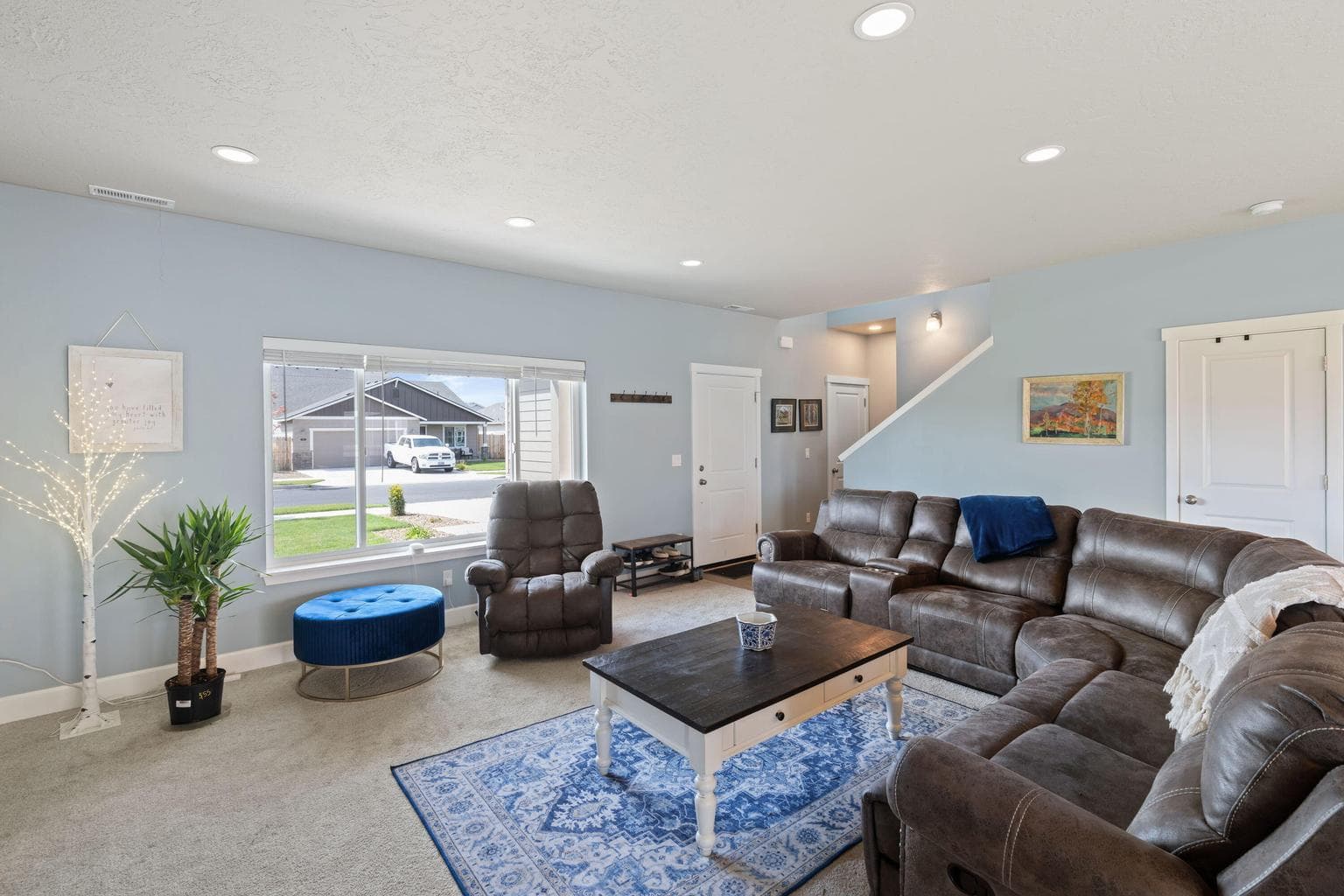 Photo of 280 NW Double Eagle Avenue 14 of 36