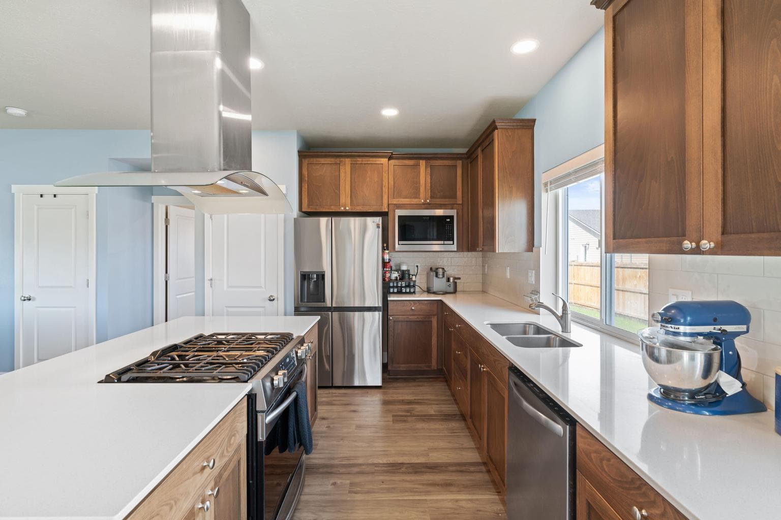 Photo of 280 NW Double Eagle Avenue 21 of 36