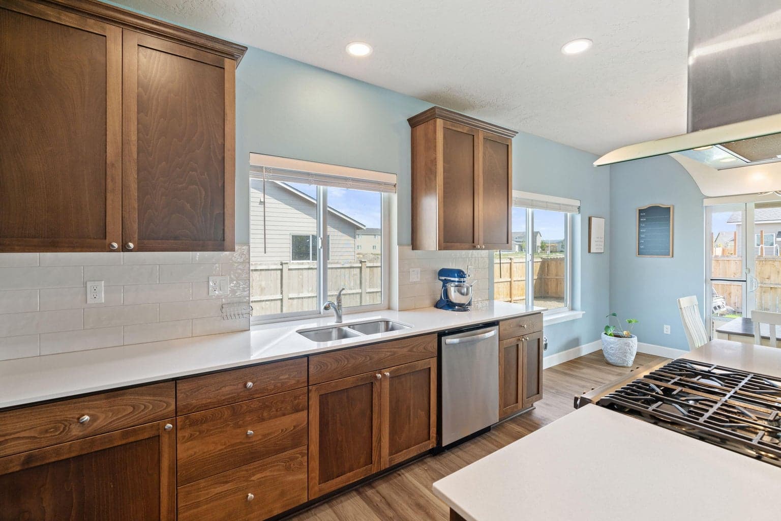 Photo of 280 NW Double Eagle Avenue 23 of 36