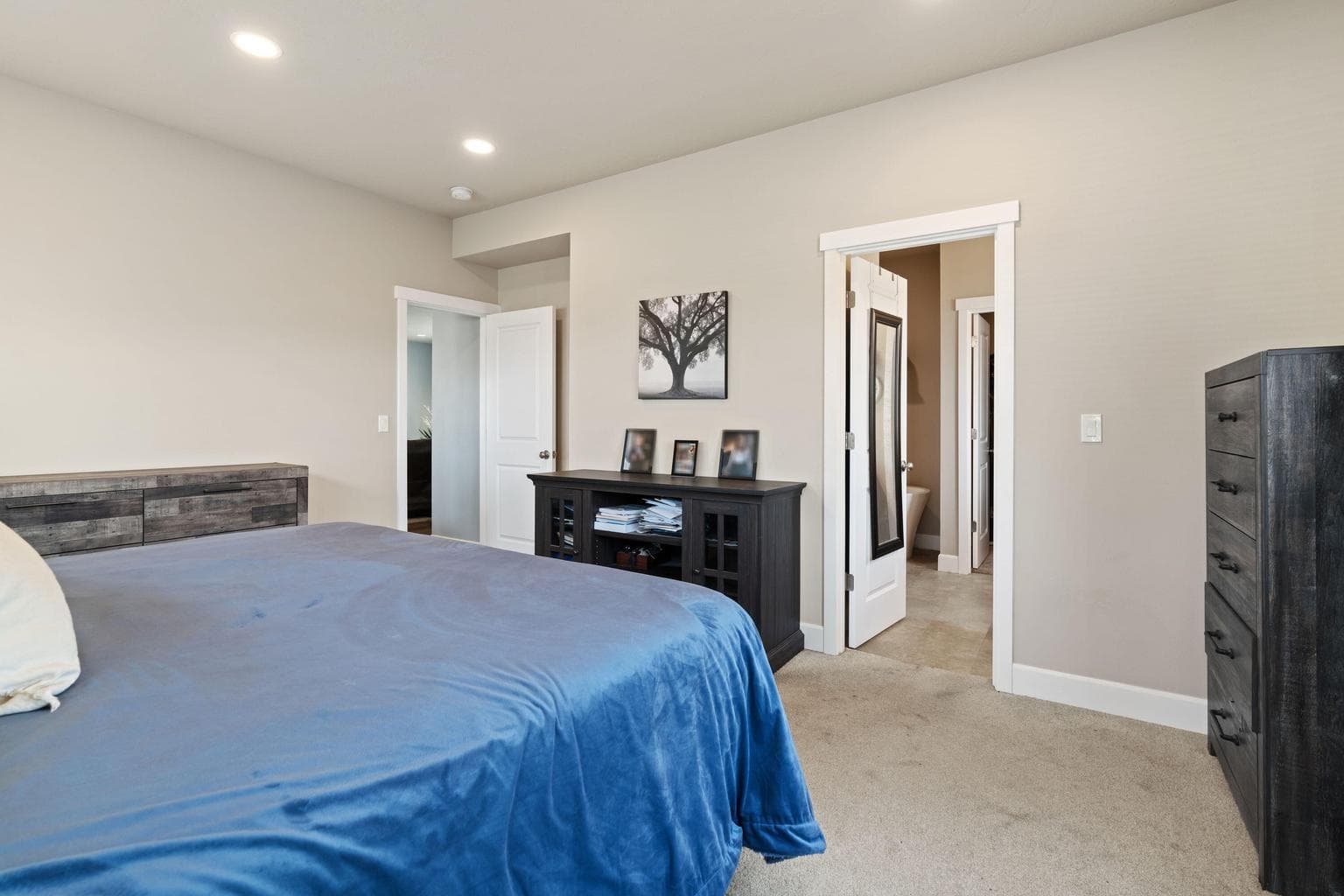 Photo of 280 NW Double Eagle Avenue 25 of 36