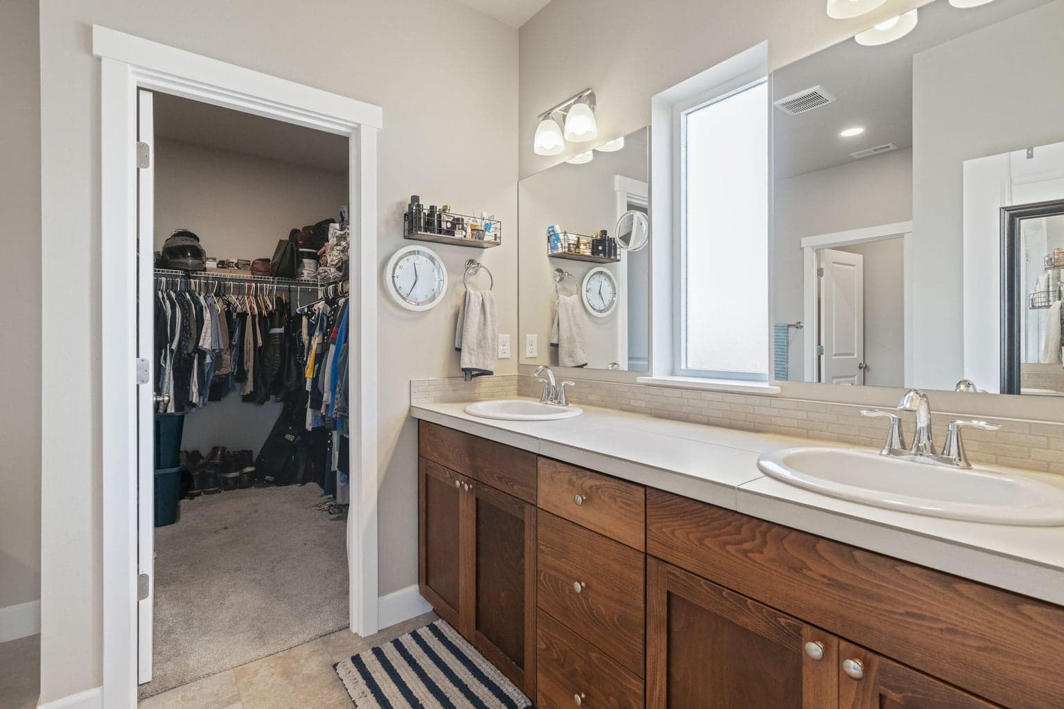 Photo of 280 NW Double Eagle Avenue 26 of 36