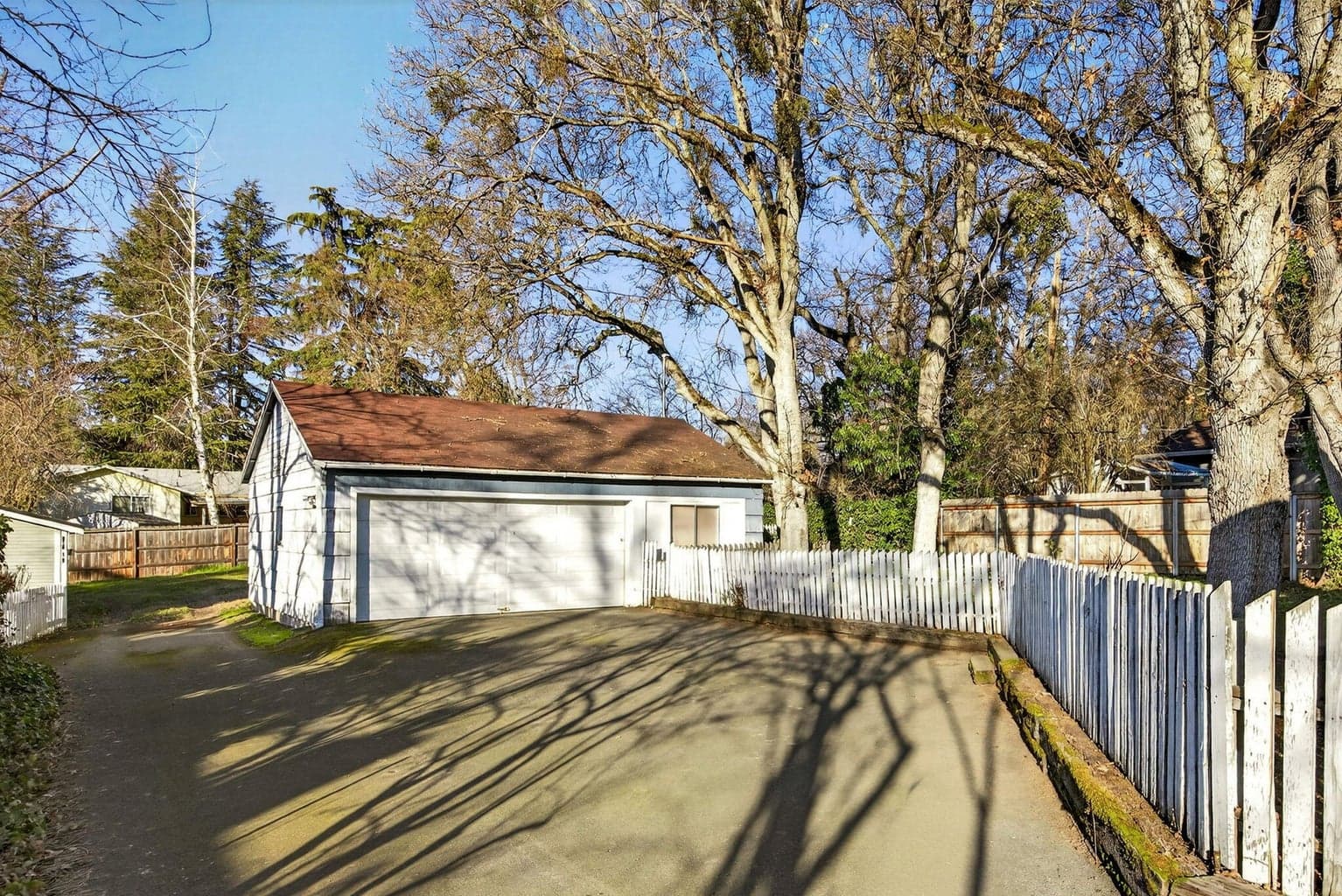 Photo of 657 Keene Way 3 of 36